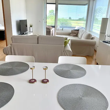 Papli Seaview Apartment
